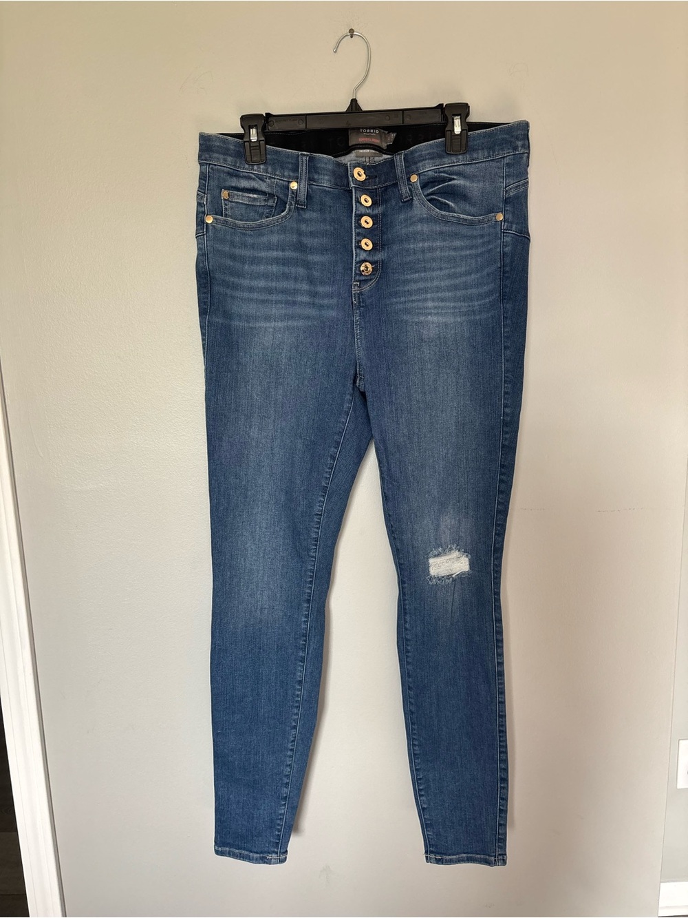 torrid Blue Skinny Jeans with Button-Fly 16T